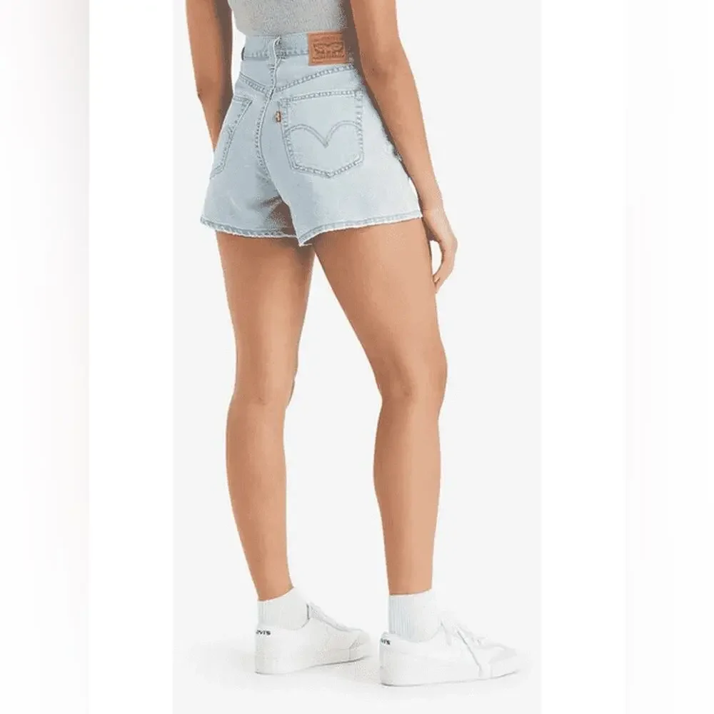 NWT Levi’s Mom Shorts